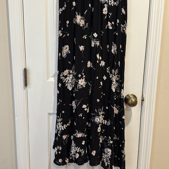 American rag hi Lo ruffle edge in front - Picture 4 of 7